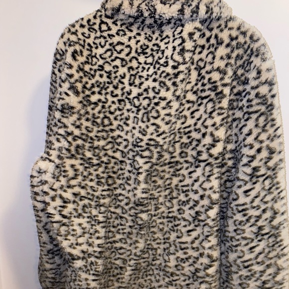 Jacket - Picture 2 of 5